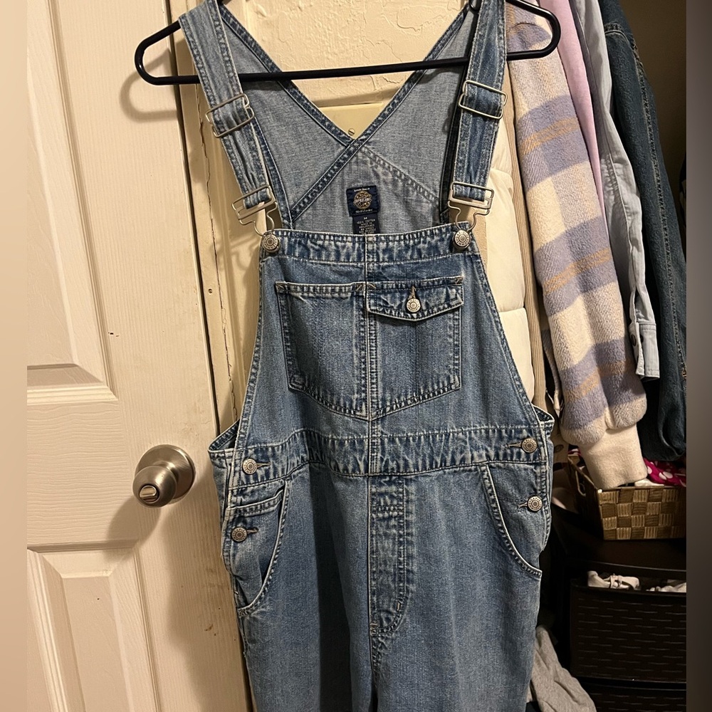 Gap Vintage Denim Shortalls / Overall Shorts, Size Medium